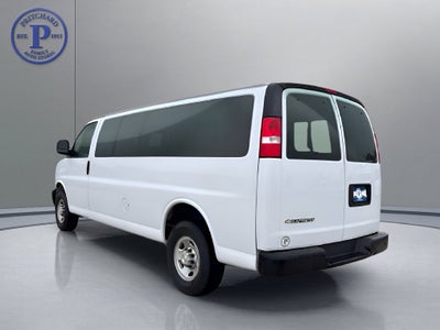 2023 Chevrolet Express Passenger 3500 1LS