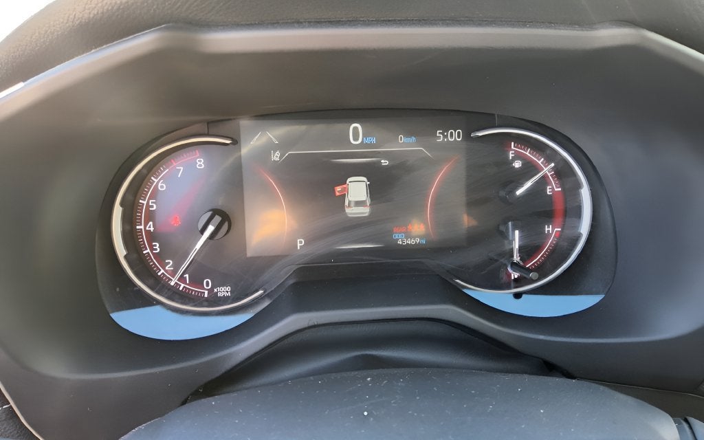 2025 Toyota RAV4 LE