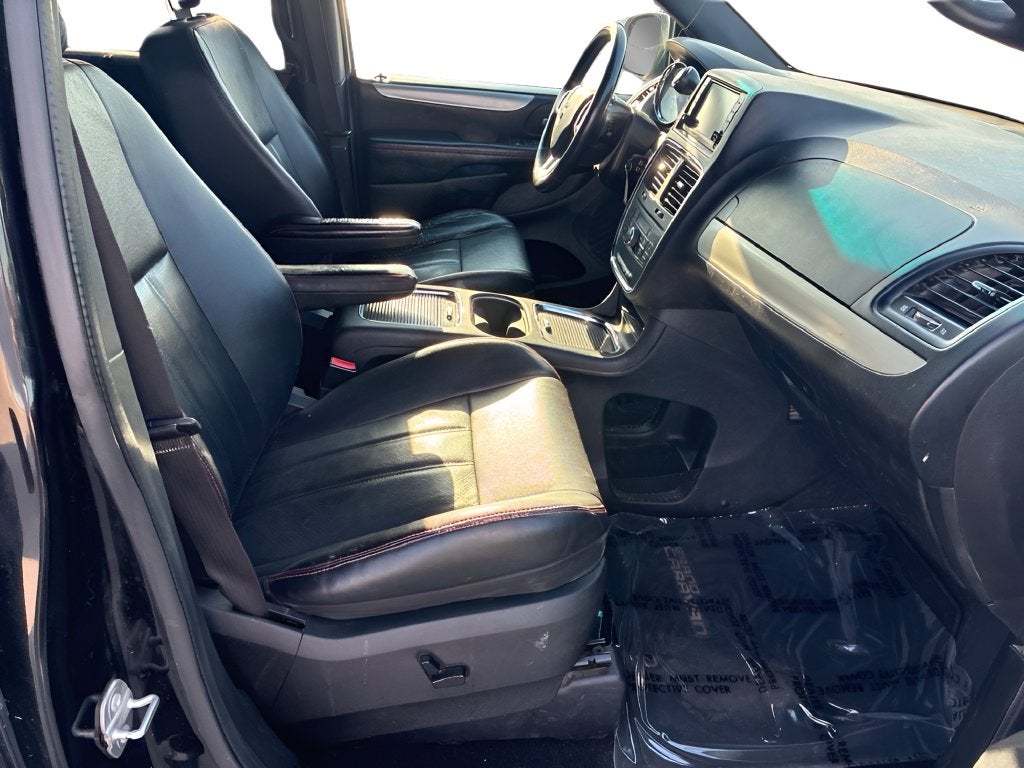 2015 Dodge Grand Caravan R/T