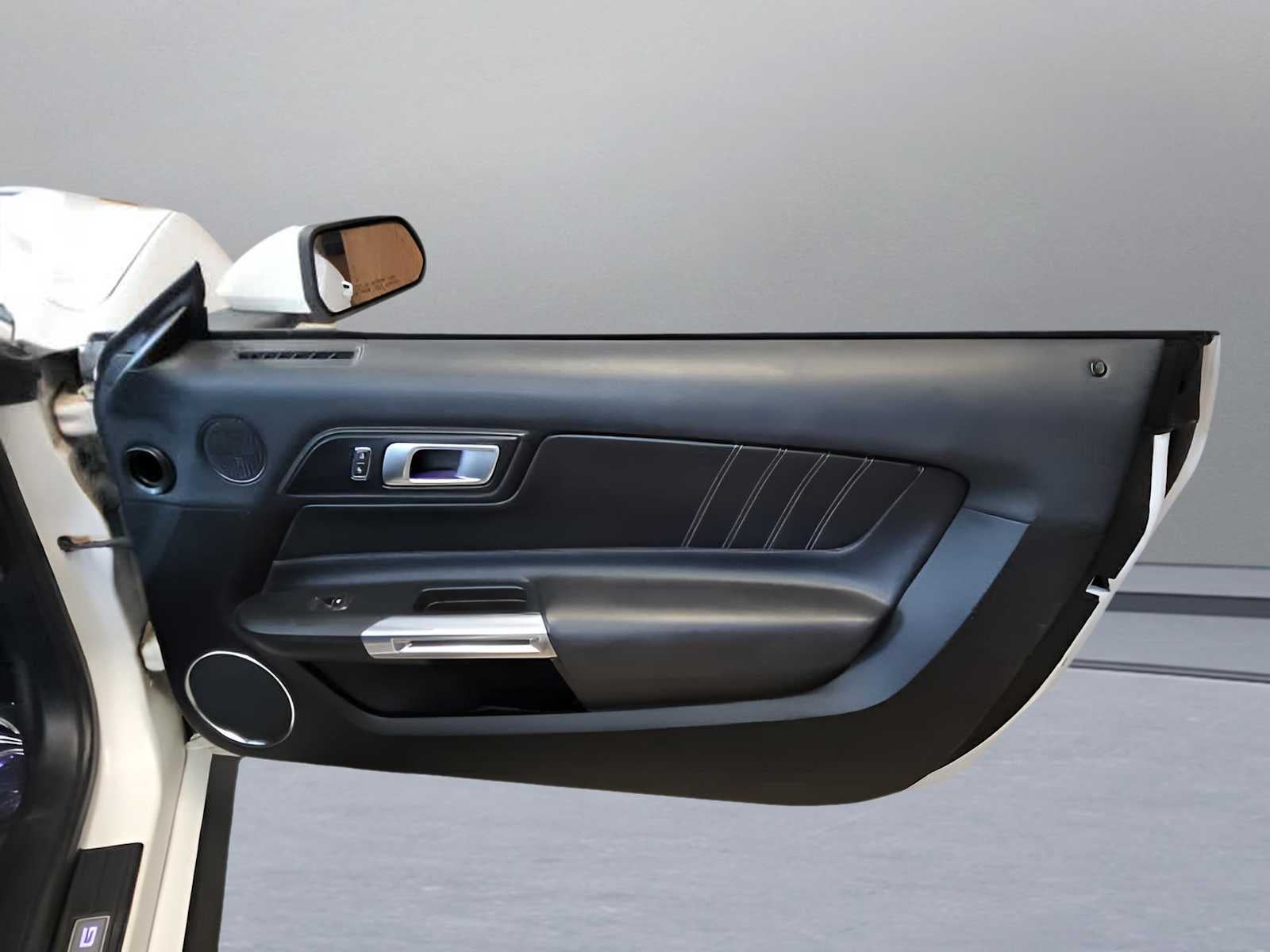 2021 Ford Mustang EcoBoost