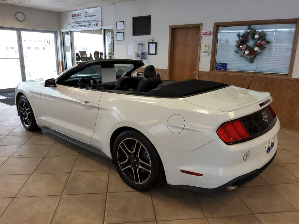 2021 Ford Mustang EcoBoost