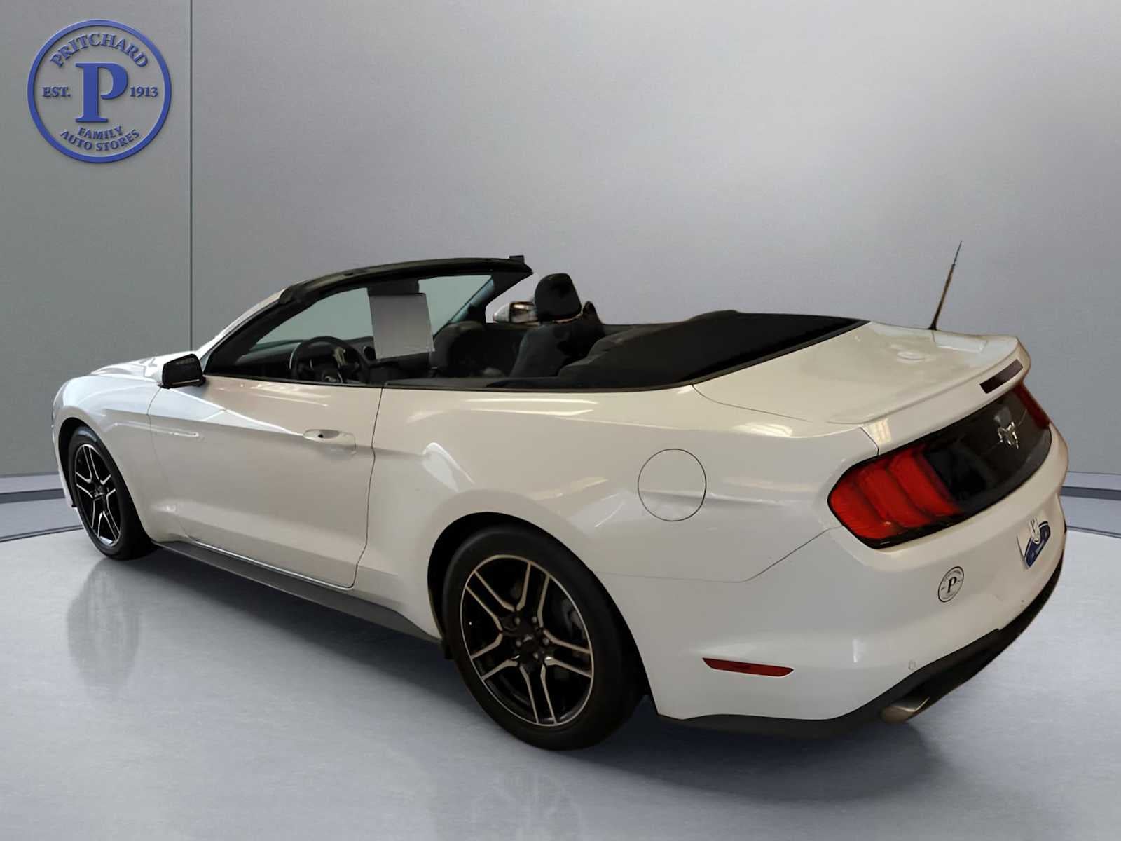 2021 Ford Mustang EcoBoost