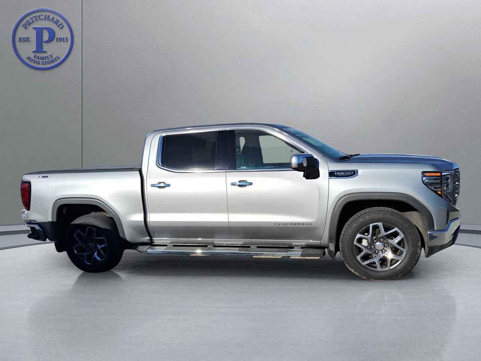2024 GMC Sierra 1500 SLT