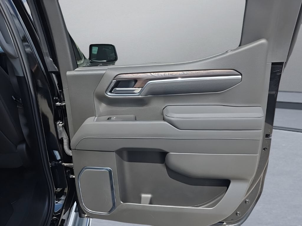 2026 GMC Sierra 1500 SLT - Photo 25