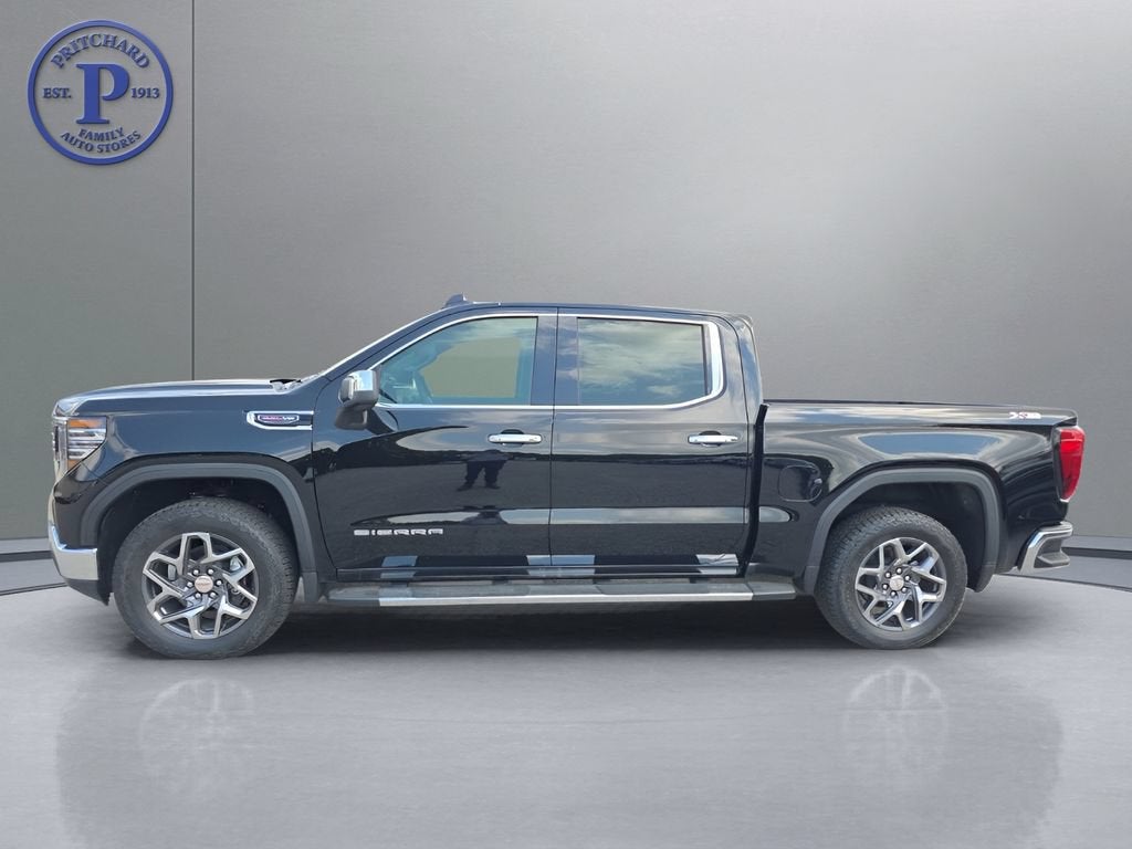 2026 GMC Sierra 1500 SLT - Photo 4