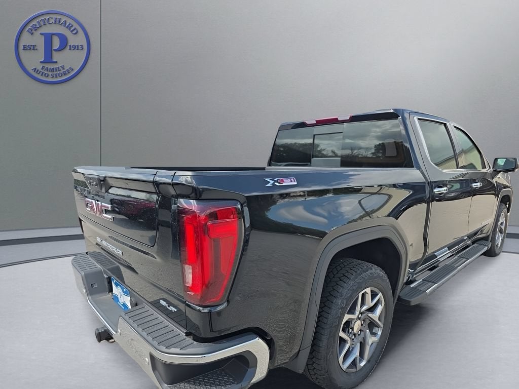 2026 GMC Sierra 1500 SLT - Photo 7