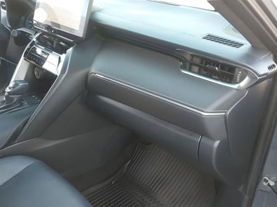 2024 Toyota Venza LE
